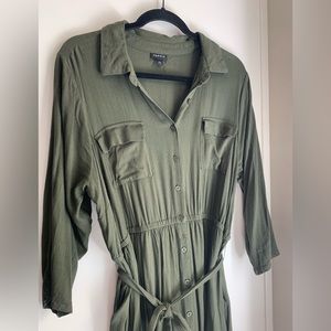Torrid / 1 / green dress